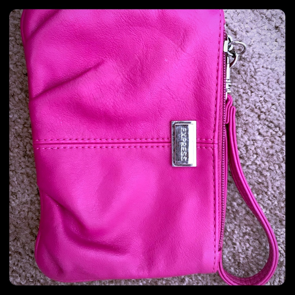 Women’s Express Wristlet